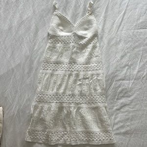 BCBG MAXAZRIA crochet dress Size 2 like new !